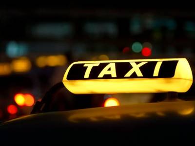 Как выбрать службу такси