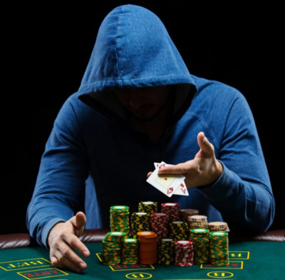 Покер и бездепозитный бонус – особенности, преимущества
