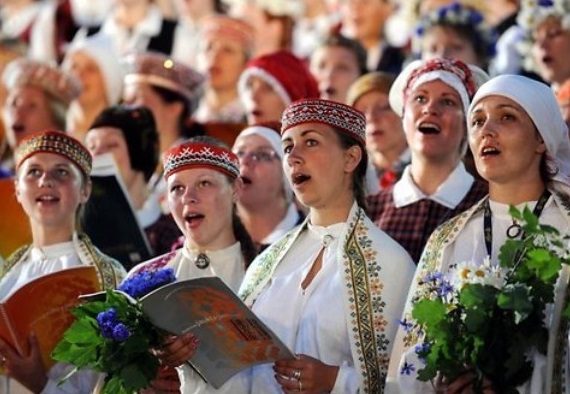 Вселатвийский праздник песни и танца.
