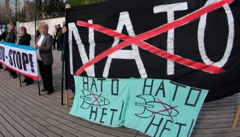 Русскоязычные жители Лиепаи не согласны с размещением в городе базы НАТО