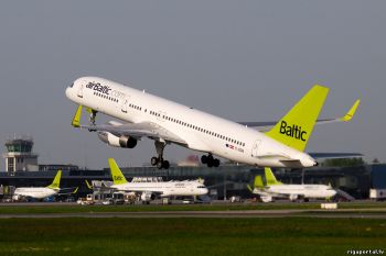 Инцидент с самолетом «airBaltic»: нет трупов, значит можно забыть?