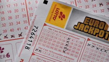 Kāpēc Latvijā ir tik populāras loterijas?