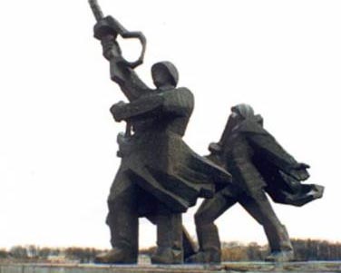 Ответ России на предложения о сносе памятника - фотография