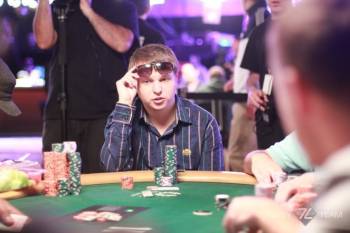 Латвиец Алексей Поняков занял престижное место на покерном турнире WSOP 2013