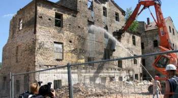 Рижская Дума ведет борьбу с развалинами
