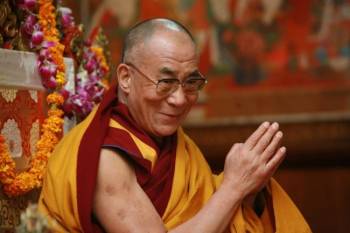 Далай-Лама проведет учения среди буддистов в столице Латвии
