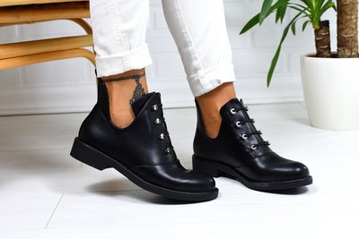 Покупка женской обуви через интернет - фотография